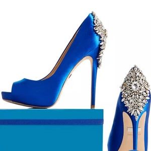 Badgley Mischka Kiara Blue Crystal Platforms 9